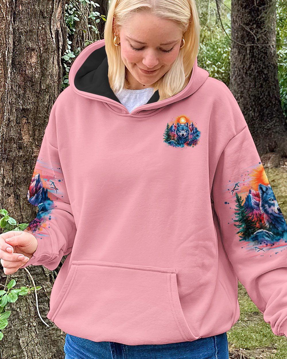 BE WILD AND WANDER WOLF ALL OVER PRINT - TLNO2604251