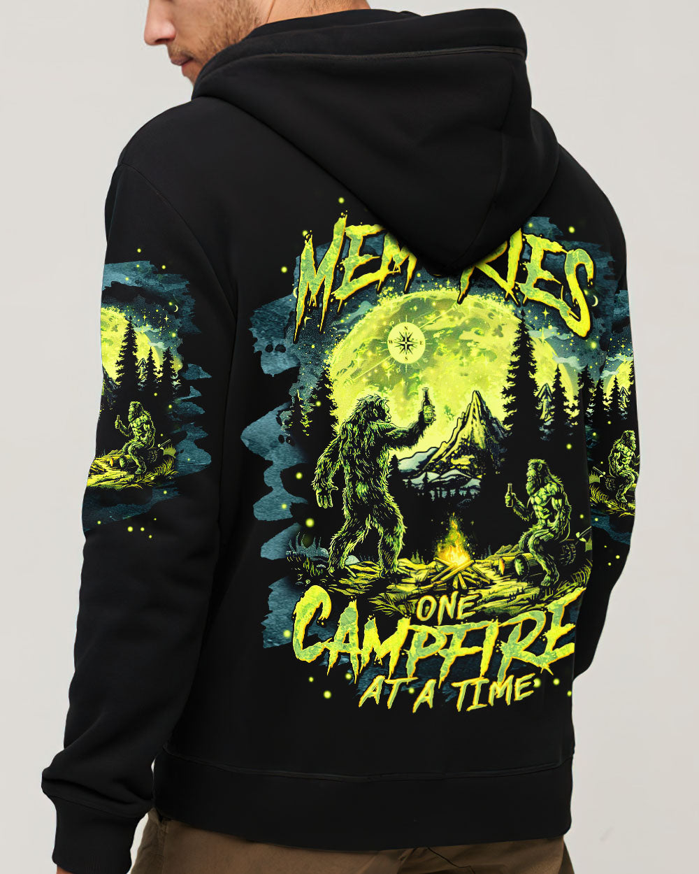 MAKING MEMORIES ONE CAMPFIRE AT A TIME BIGFOOT ALL OVER PRINT  - TLNT1302251