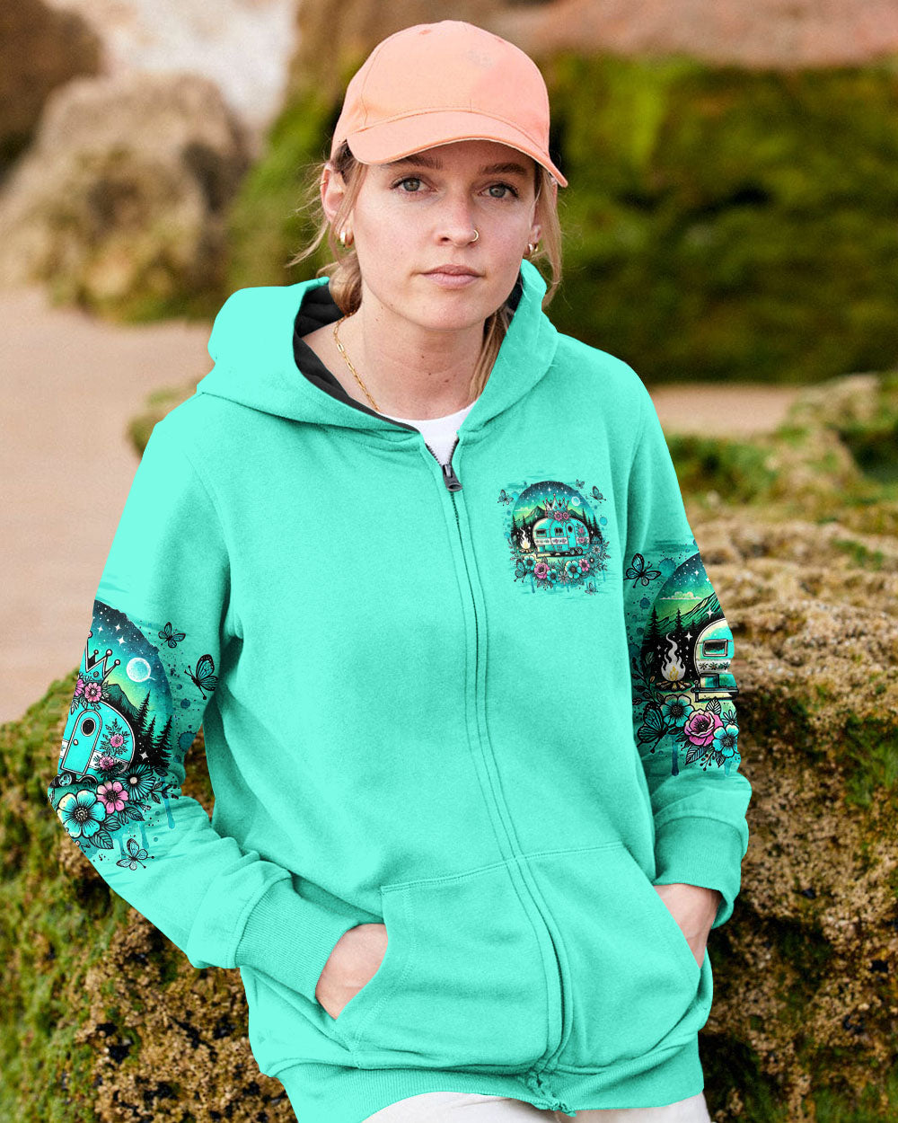 QUEEN OF THE CAMPER ALL OVER PRINT - TYQY2907242