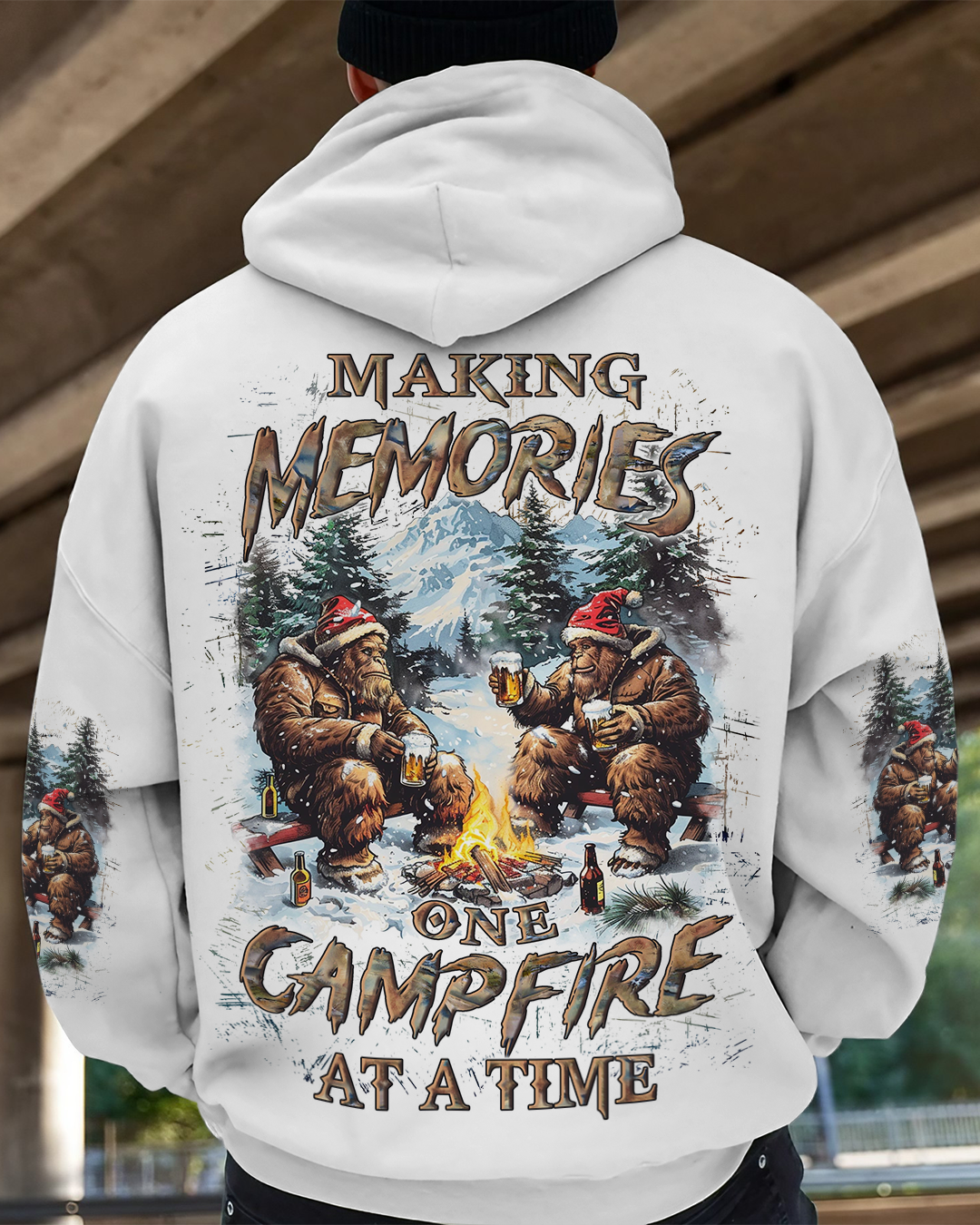 MAKING MEMORIES ONE CAMPFIRE AT A TIME CHRISTMAS ALL OVER PRINT - YHLN0410241